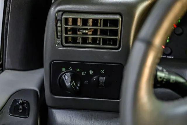 2003 Ford F-450 Base