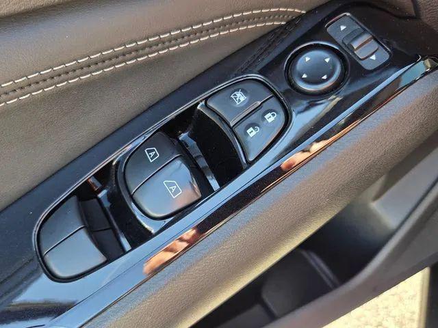 2020 Nissan Altima Platinum FWD
