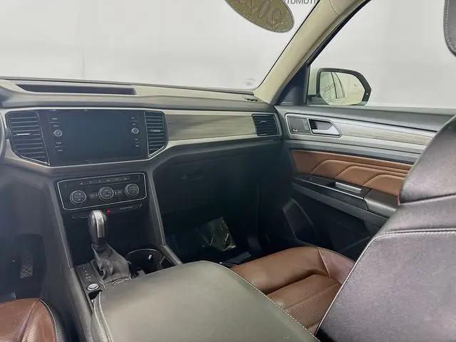 2021 Volkswagen Atlas 3.6L V6 SEL Premium