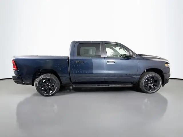 2026 Ram 1500 Express Crew Cab 4x4 57 Box