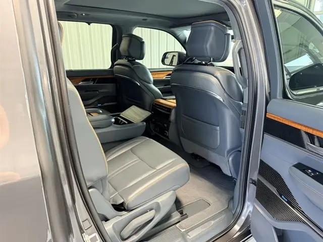 2022 Jeep Grand Wagoneer Series II 4x4