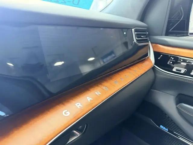 2022 Jeep Grand Wagoneer Series II 4x4