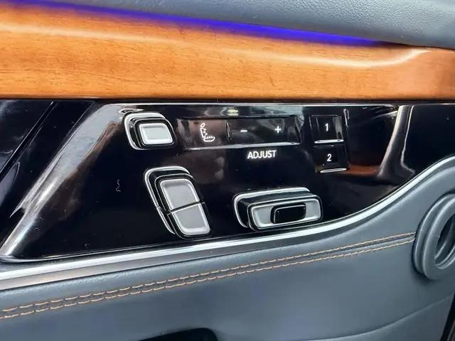 2022 Jeep Grand Wagoneer Series II 4x4