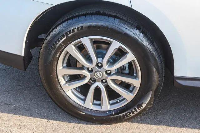 2013 Nissan Pathfinder SV
