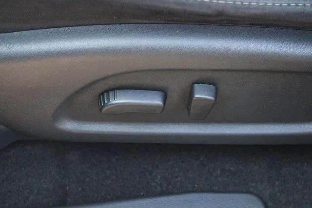 2013 Nissan Pathfinder SV
