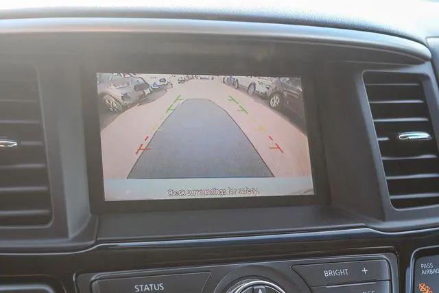 2013 Nissan Pathfinder SV