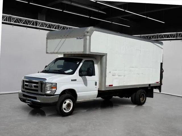 2019 Ford E-450 Cutaway Base for sale in Arlington Heights, IL