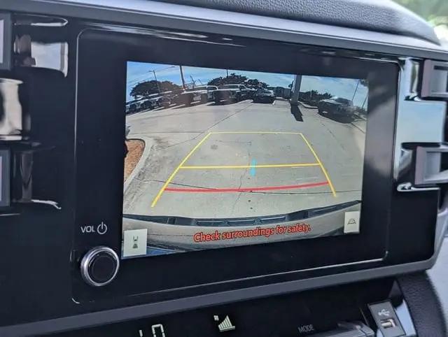 2026 Toyota Tundra SR5 CrewMax 5.5' Bed