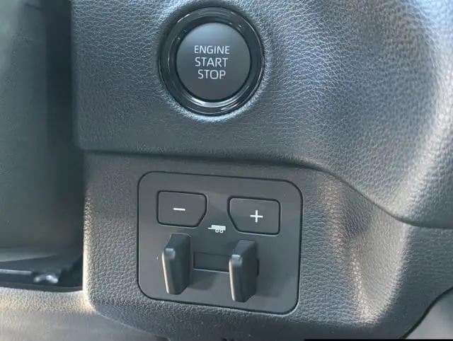 2026 Toyota Tundra SR5 CrewMax 5.5' Bed