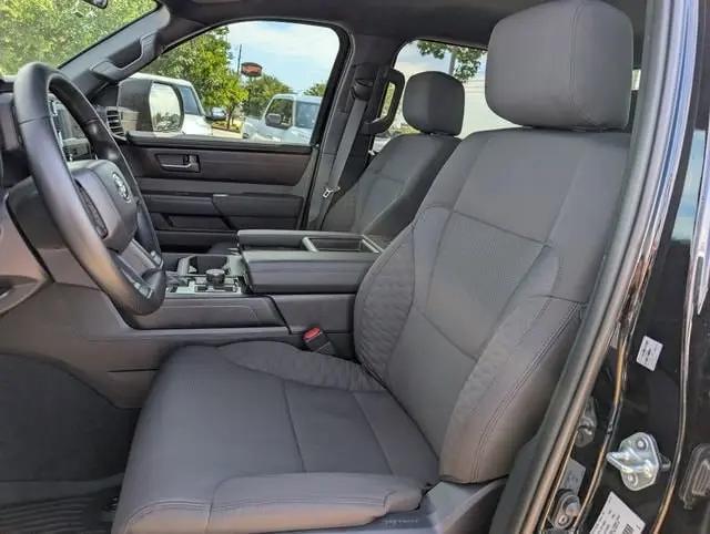 2026 Toyota Tundra SR5 CrewMax 5.5' Bed