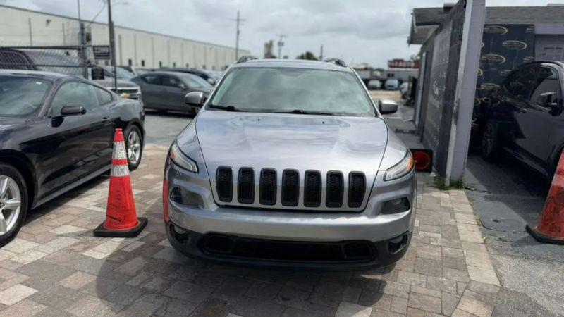 2015 Jeep Cherokee Latitude Altitude
