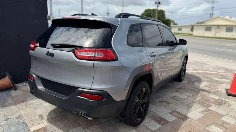2015 Jeep Cherokee Latitude Altitude