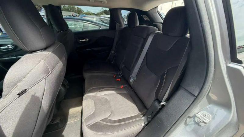 2015 Jeep Cherokee Latitude Altitude