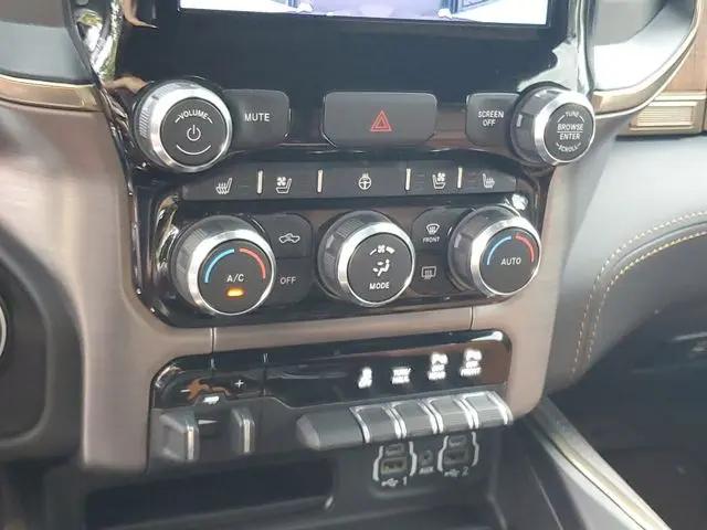2022 Ram 1500 Limited Longhorn Crew Cab 4x4 5'7" Box