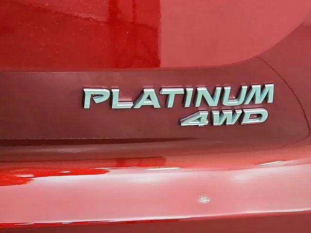 2025 Nissan Pathfinder Platinum 4WD