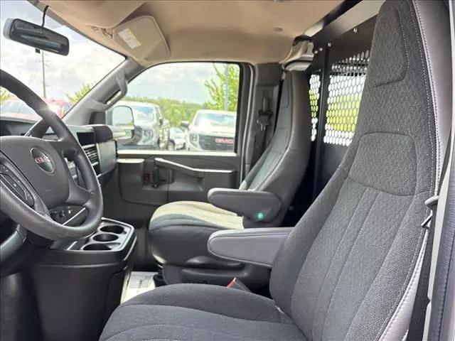 2024 GMC Savana Cargo RWD 2500 Regular Wheelbase Work Van