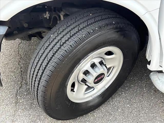 2024 GMC Savana Cargo RWD 2500 Regular Wheelbase Work Van