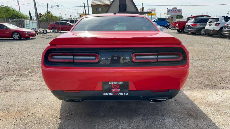 2021 Dodge Challenger SXT