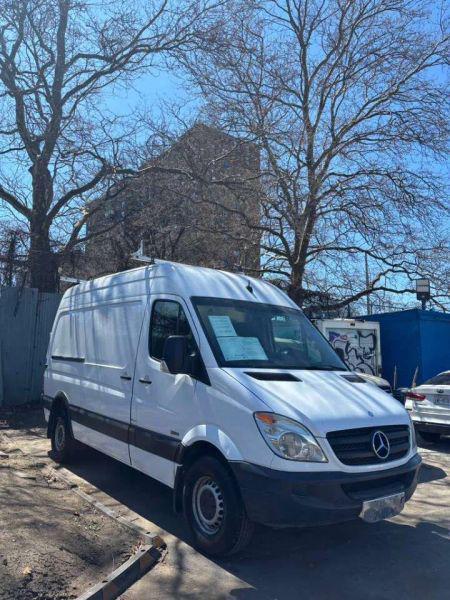 2012 Mercedes-Benz Sprinter 2500 Normal Roof