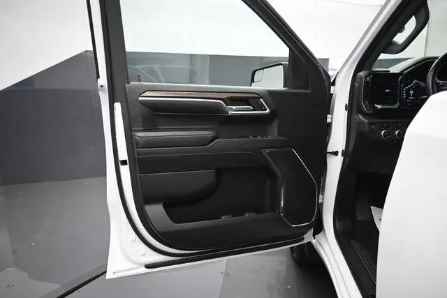 2024 GMC Sierra 1500 4WD Crew Cab Short Box Elevation with 3VL