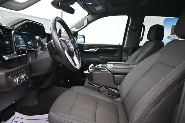 2024 GMC Sierra 1500 4WD Crew Cab Short Box Elevation with 3VL