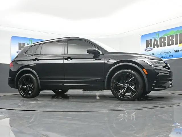 2023 Volkswagen Tiguan 2.0T SE R-Line Black