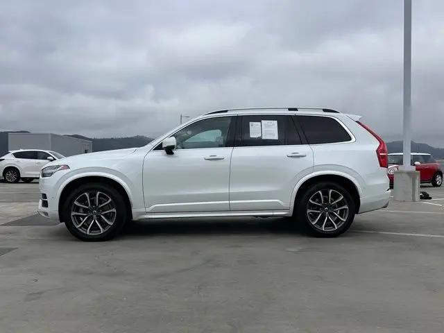 2019 Volvo XC90 T6 Momentum