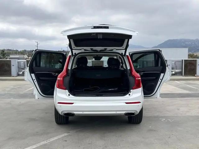 2019 Volvo XC90 T6 Momentum