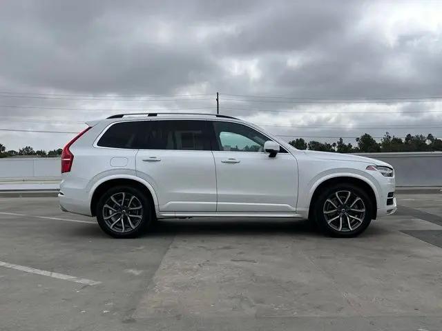 2019 Volvo XC90 T6 Momentum