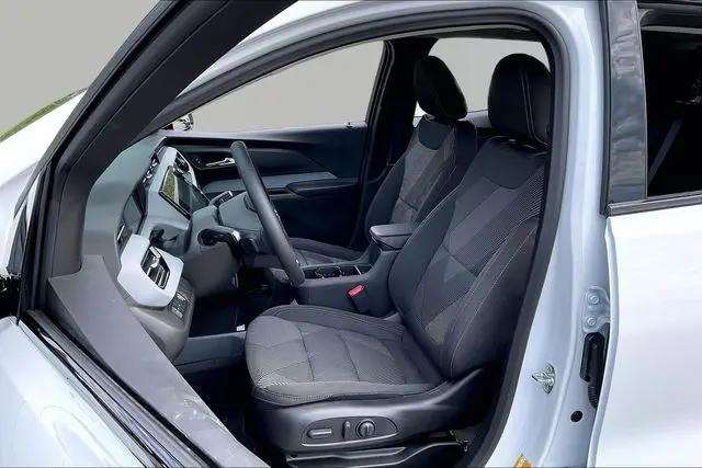 2027 Chevrolet Bolt LT FWD