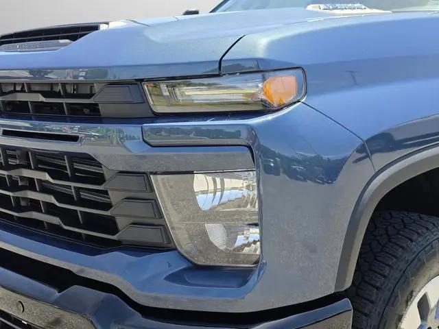 2026 Chevrolet Silverado 2500HD Crew Cab, Standard Bed, WT, 4WD