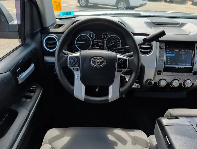 2017 Toyota Tundra SR5 4.6L V8
