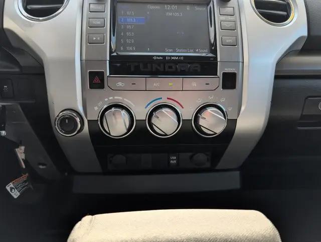 2017 Toyota Tundra SR5 4.6L V8