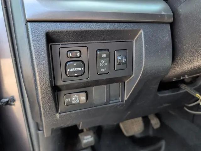 2017 Toyota Tundra SR5 4.6L V8