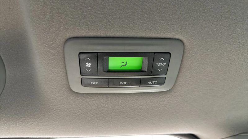 2014 Toyota Sienna XLE V6 8 Passenger