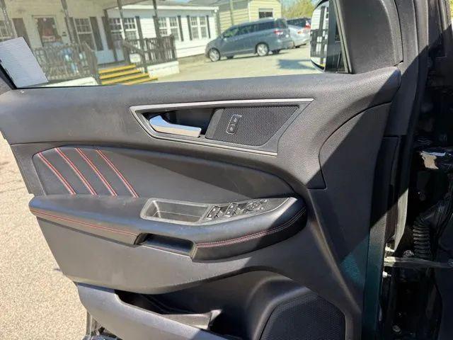 2020 Ford Edge ST Line