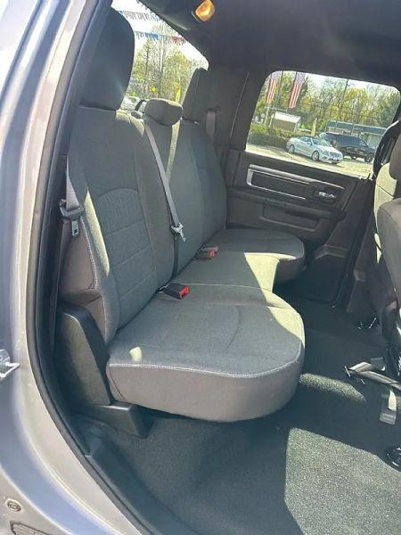2024 Ram 1500 Classic Warlock Crew Cab 4x2 5'7" Box