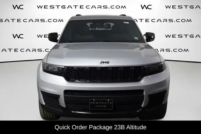 2023 Jeep Grand Cherokee L Altitude 4x4