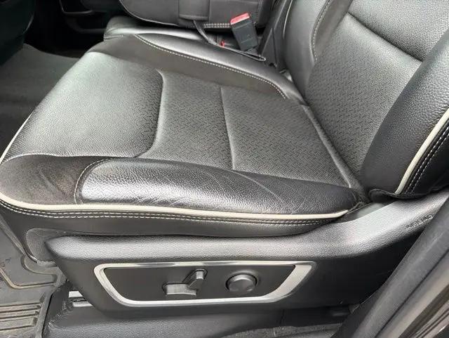 2022 Ram 1500 Laramie Crew Cab 4x4 5'7" Box
