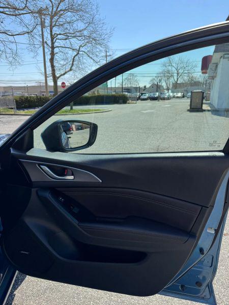 2018 Mazda Mazda3 Grand Touring