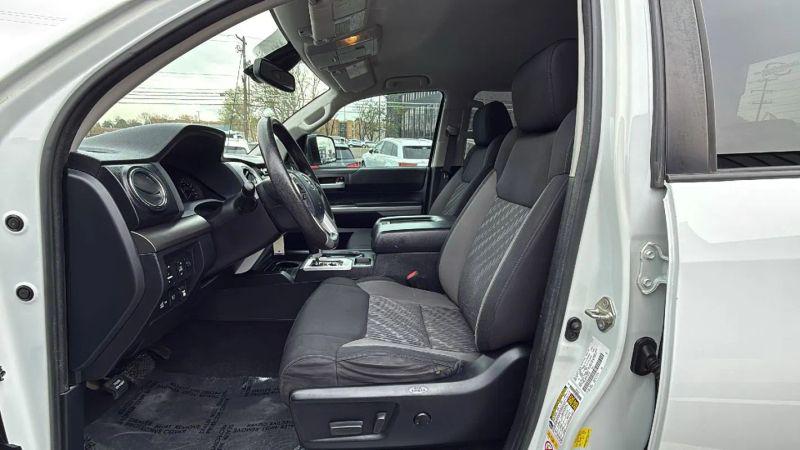 2019 Toyota Tundra SR5 5.7L V8