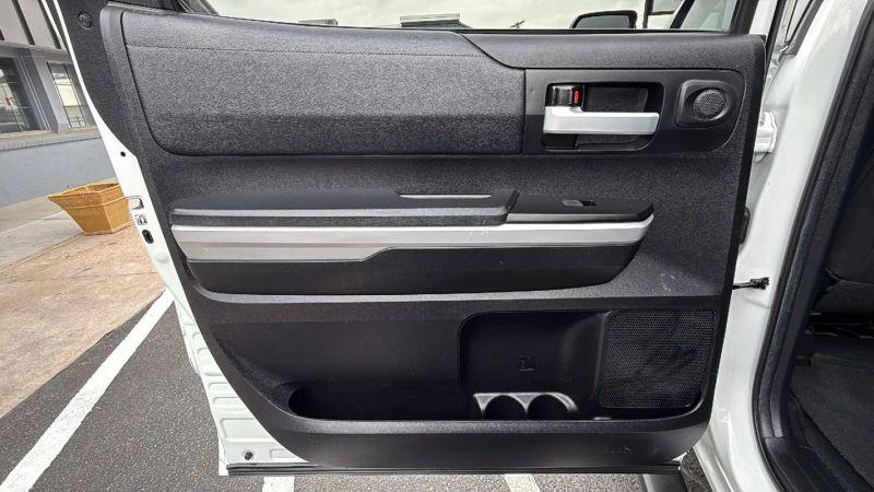 2019 Toyota Tundra SR5 5.7L V8