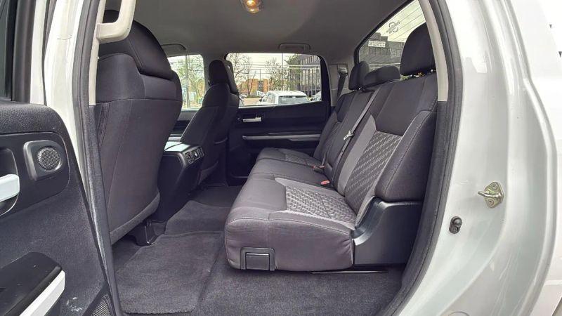 2019 Toyota Tundra SR5 5.7L V8