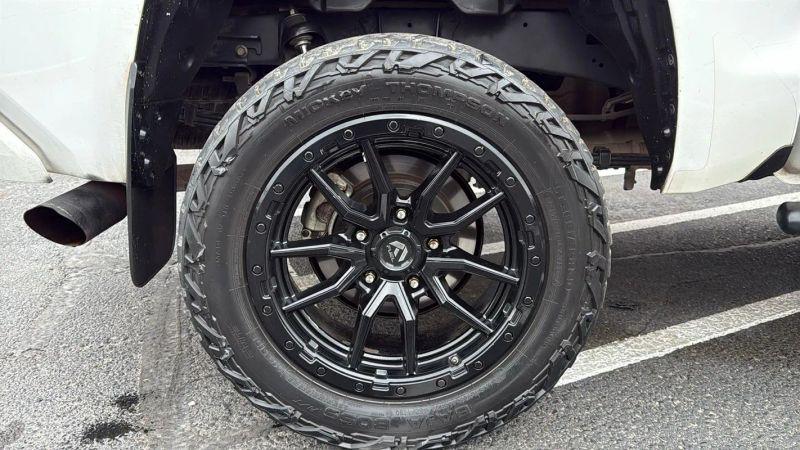 2019 Toyota Tundra SR5 5.7L V8