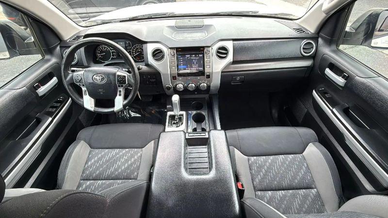 2019 Toyota Tundra SR5 5.7L V8