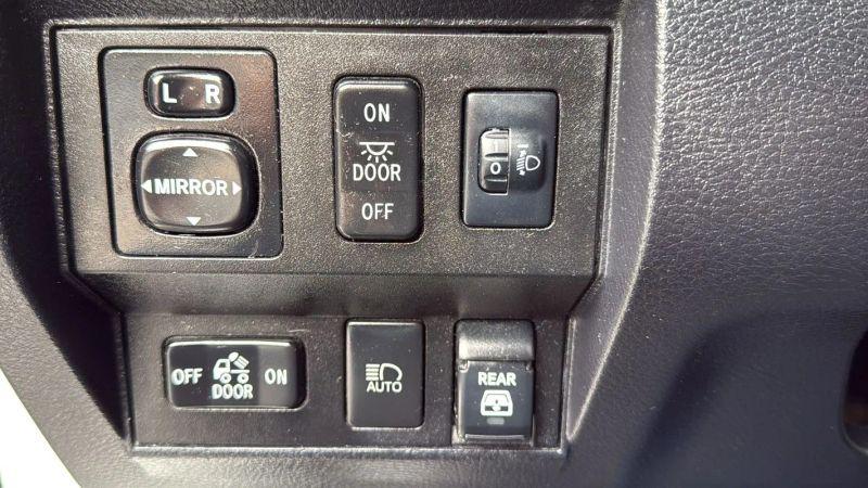 2019 Toyota Tundra SR5 5.7L V8
