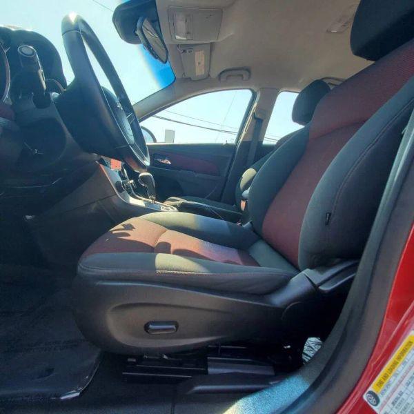 2011 Chevrolet Cruze 1LT
