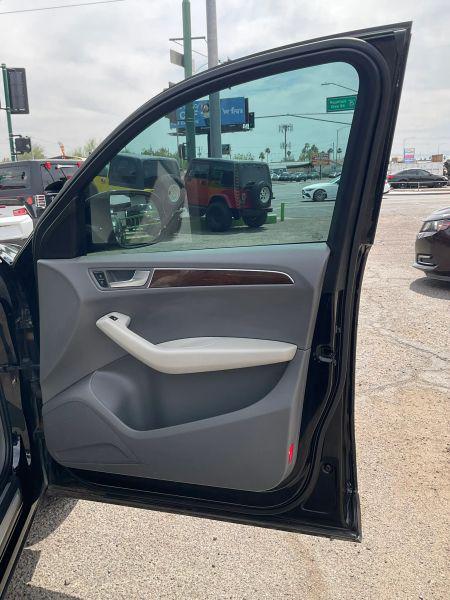 2012 Audi Q5 2.0T Premium