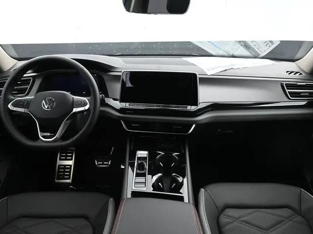 2026 Volkswagen Atlas Peak Edition