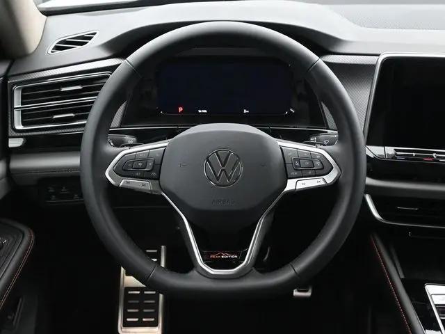 2026 Volkswagen Atlas Peak Edition